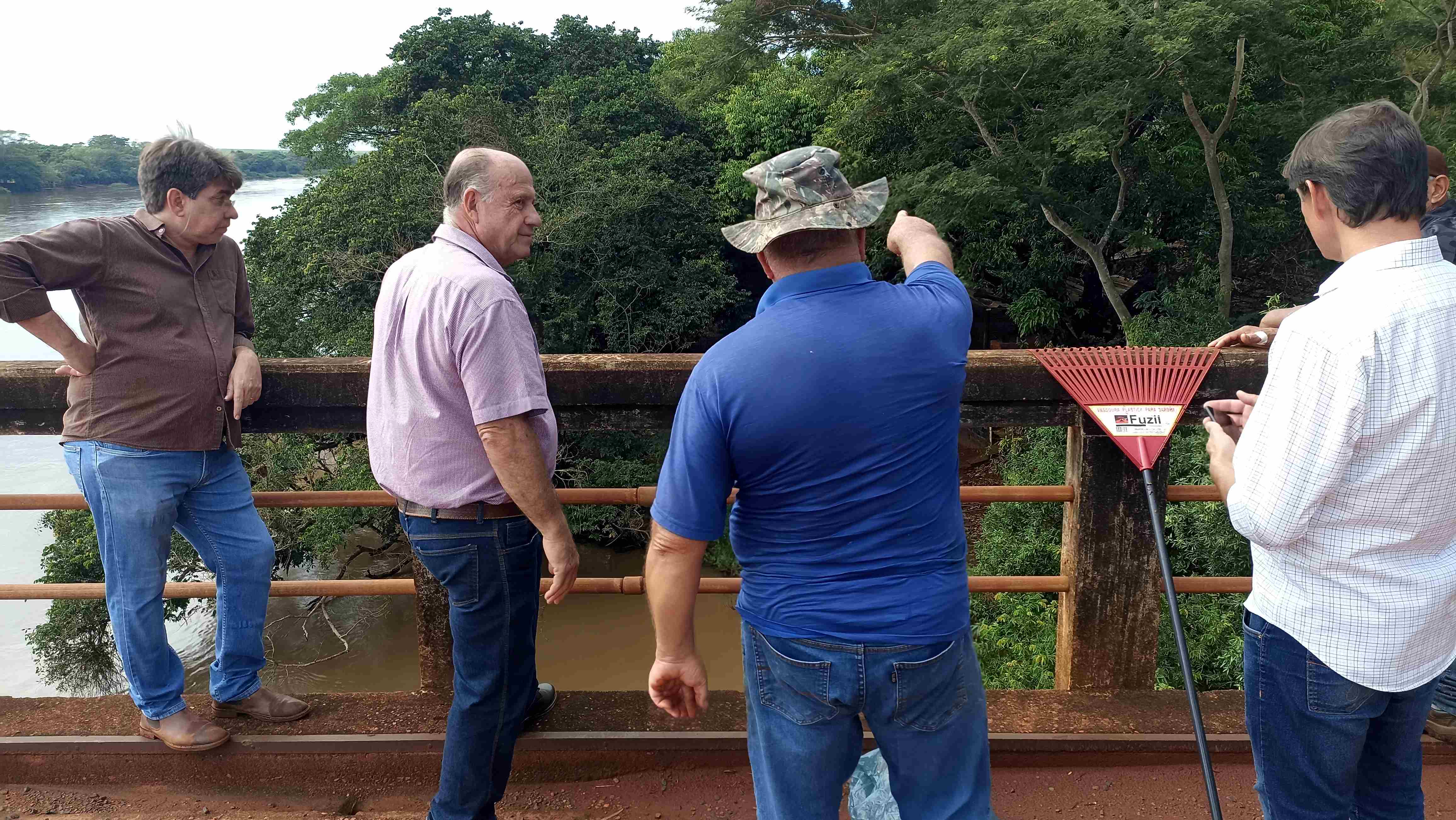 SAAE Barretos realiza visita técnica ao Rio Pardo para avaliar alternativas futuras de abastecimento hídrico